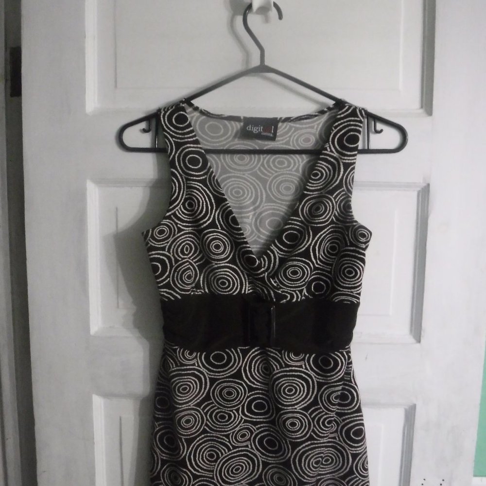 Tank Top - Brown with Concentric Circles - Belt detailing